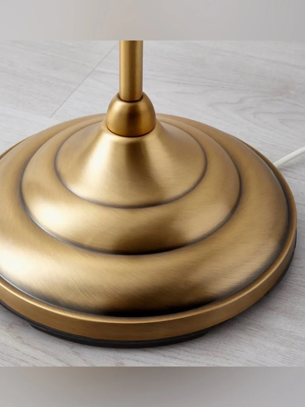 NWT ÅRSTID Floor lamp, brass/white